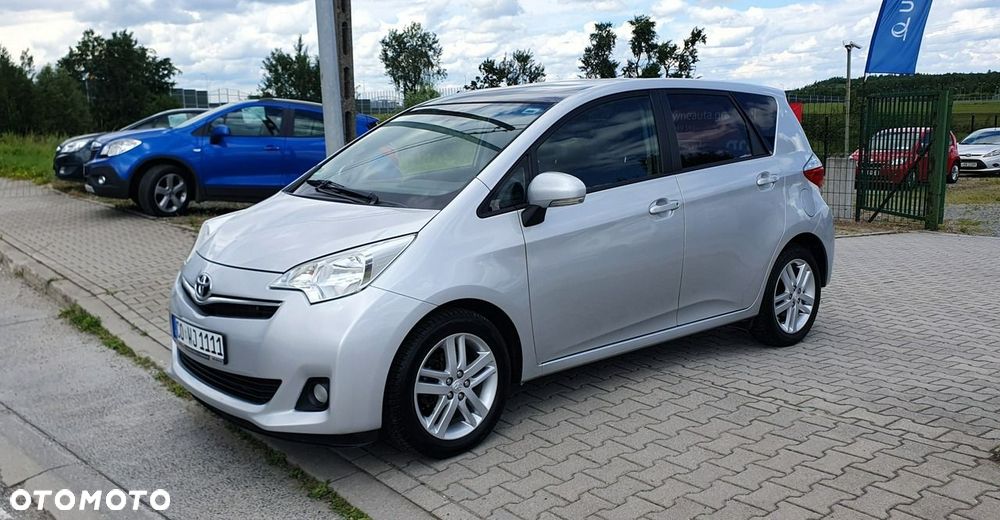Toyota Verso S - 2