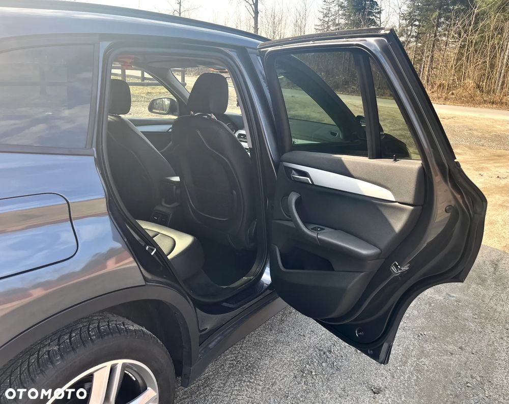 BMW X1 sDrive18d - 24