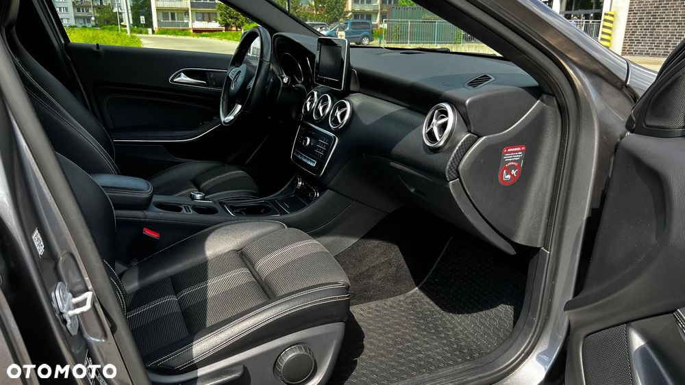 Mercedes-Benz Klasa A 200 CDI 7G-DCT AMG Line - 35