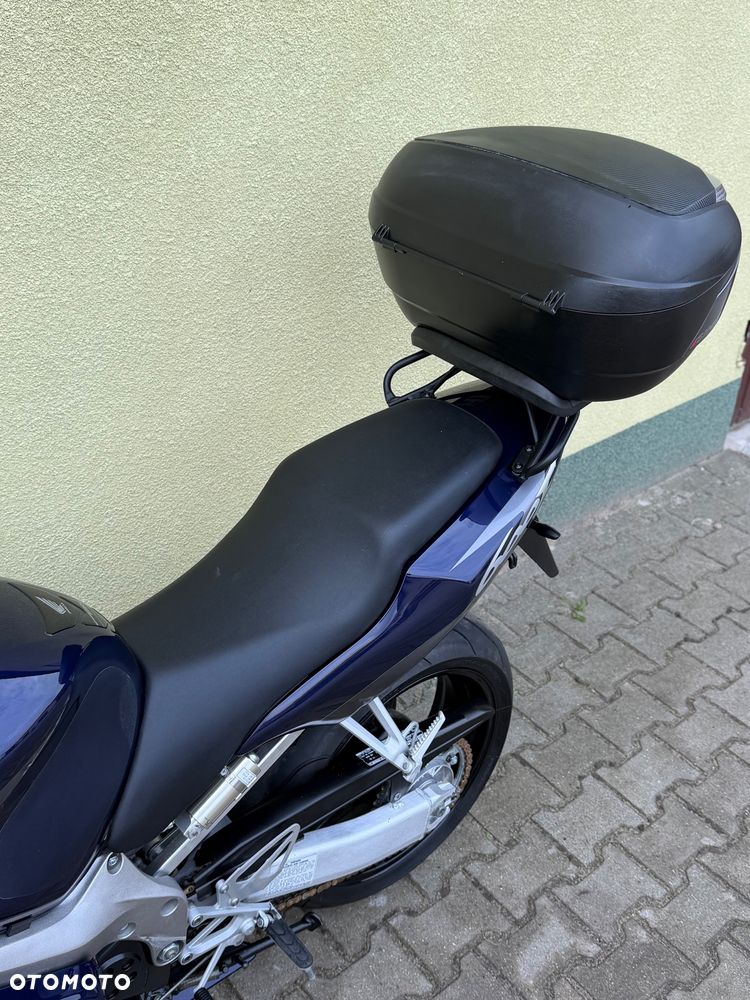Honda CBR - 35