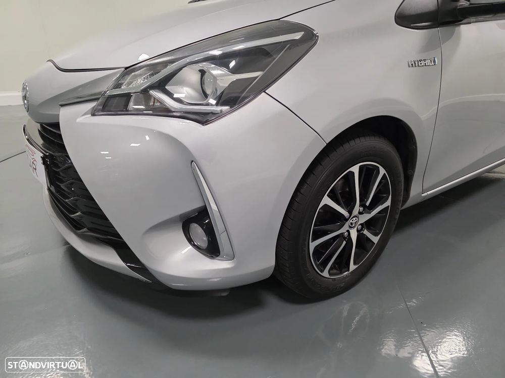 Toyota Yaris 1.5 HSD Comfort +P.Style+P.Techno - 11