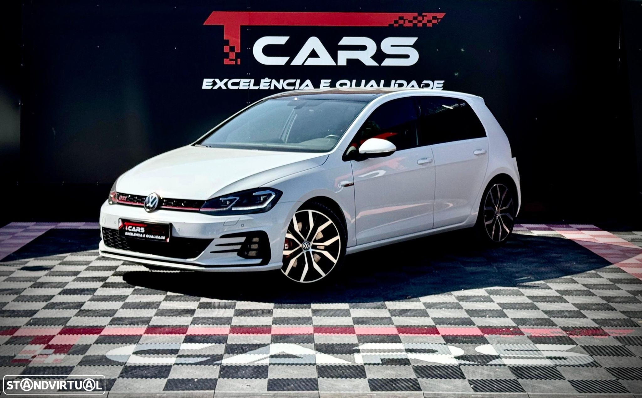VW Golf 2.0 TSI GTI DSG Performance - 1