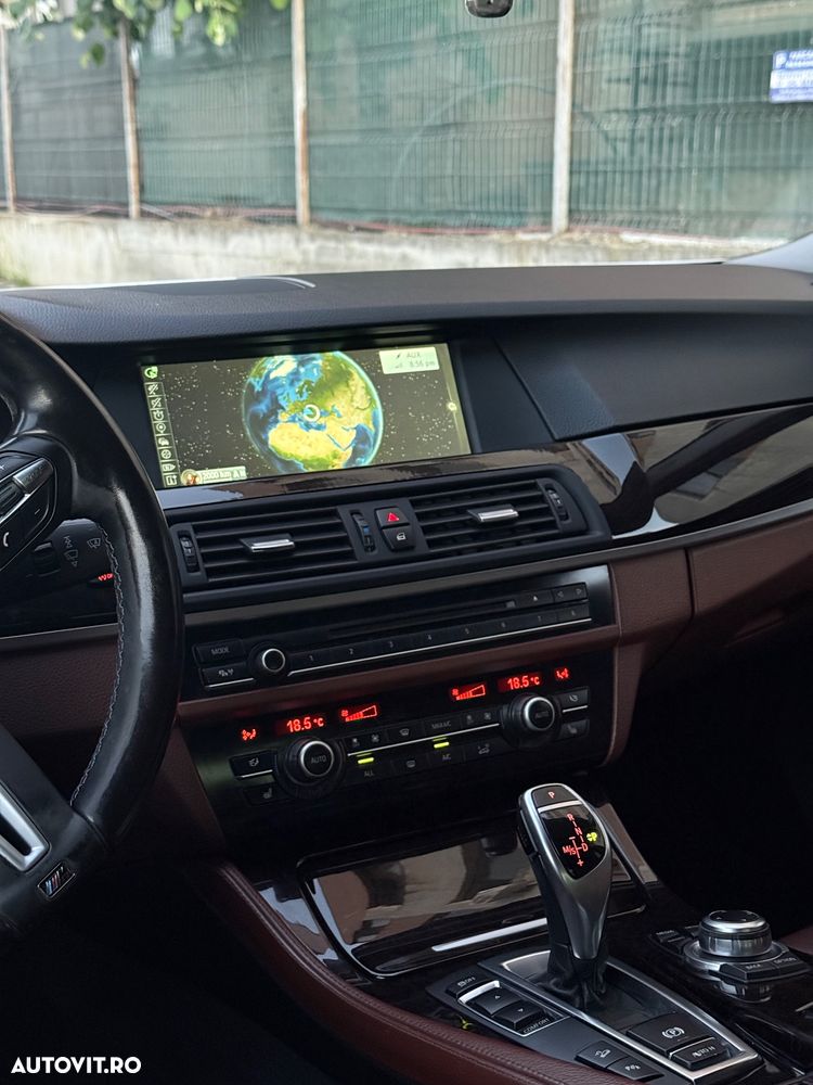 BMW Seria 5 525d xDrive - 5