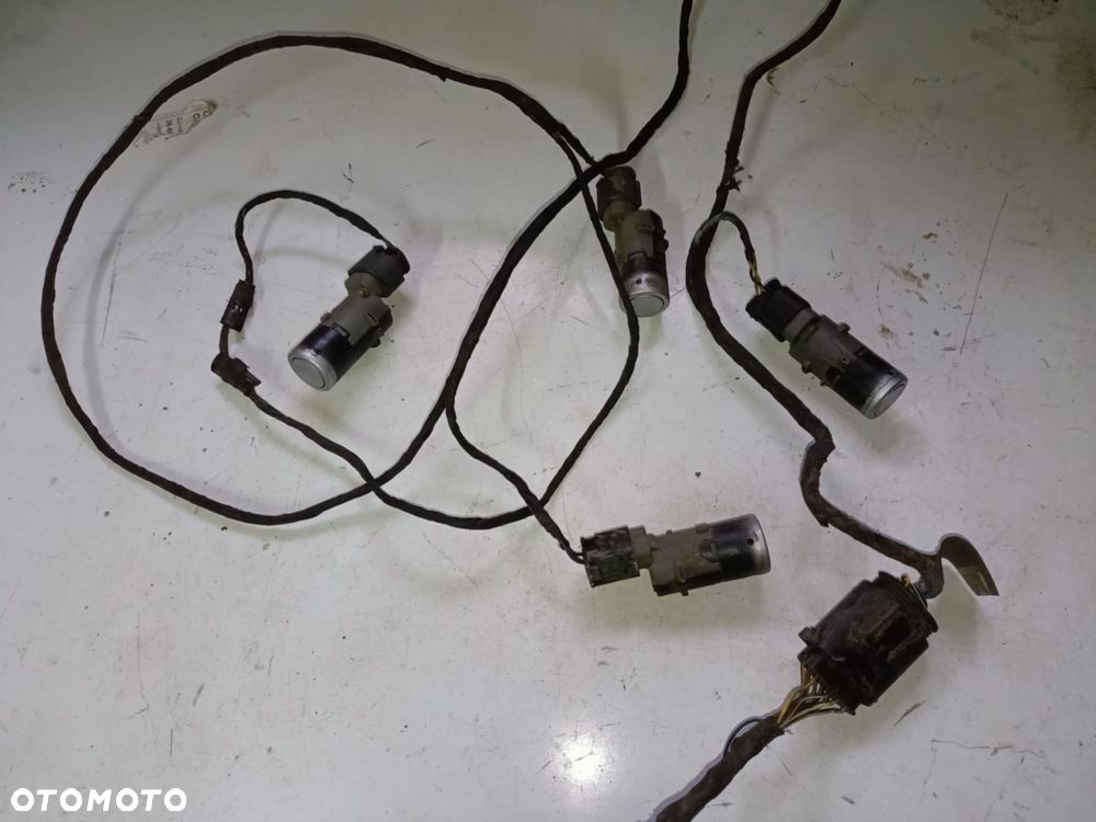 Czujniki parkowania czujnik pdc przód przednie wiązka BMW E60 E61 354 titansilber 6928362