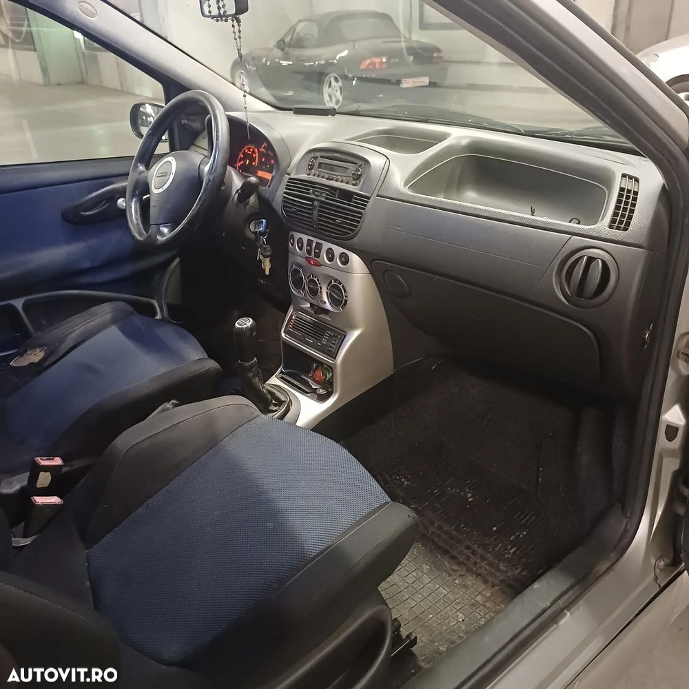 Fiat Punto 1.9 JTD Dynamic - 3