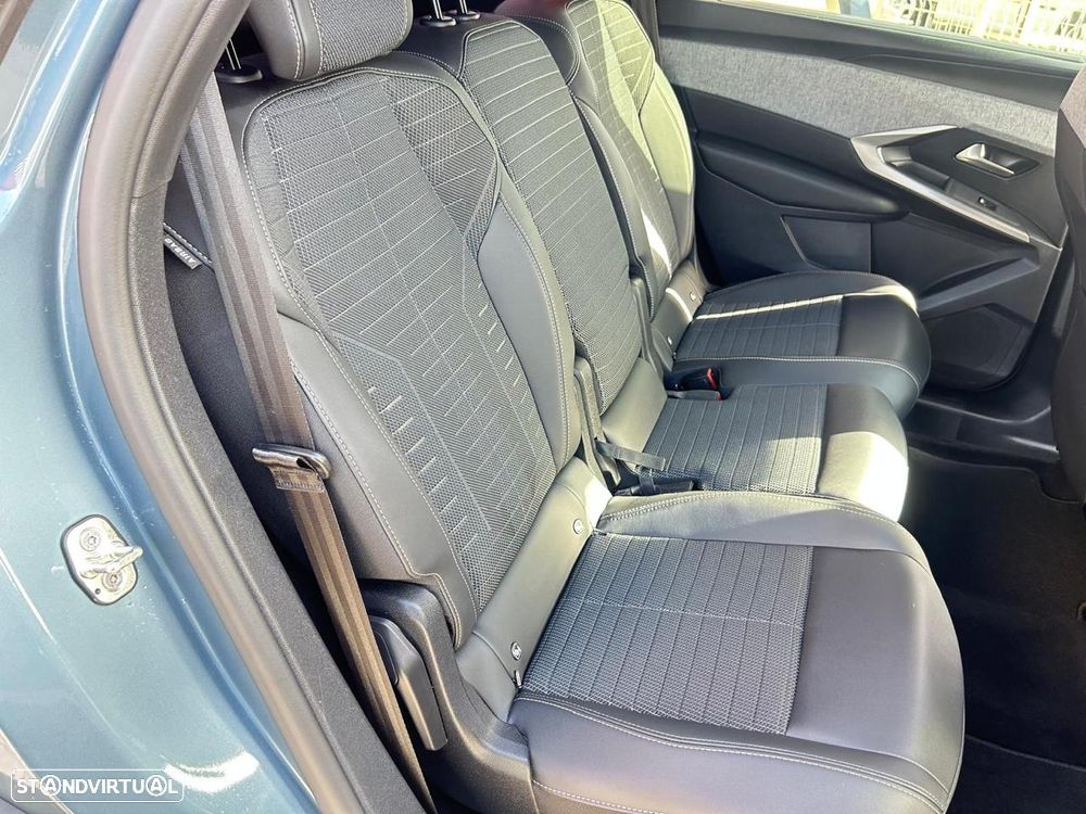 Peugeot 5008 Hybrid 145 e-DSC6 Allure - 21