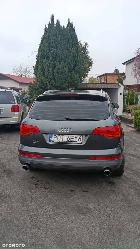 Audi Q7 - 5