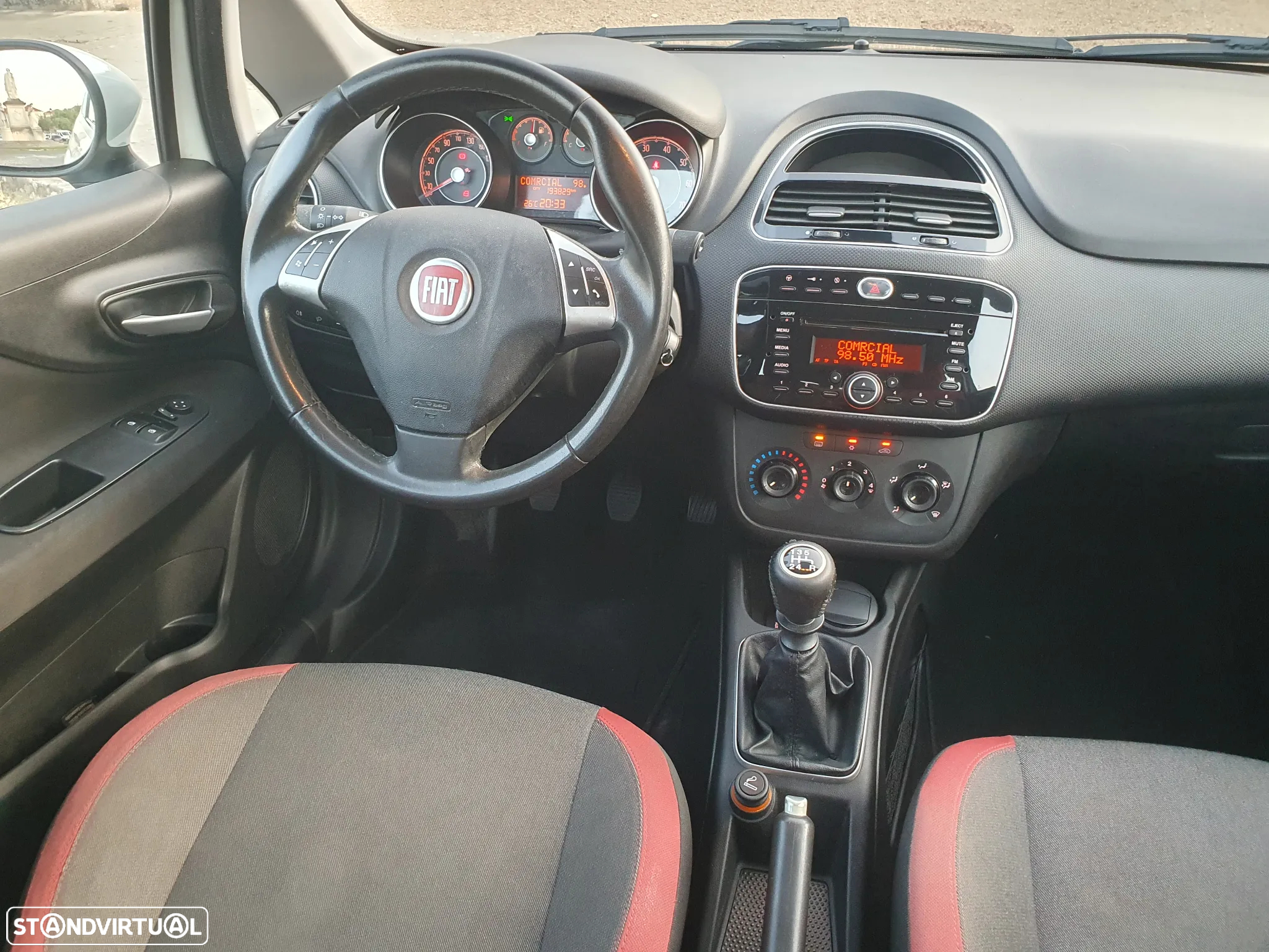 Fiat Punto 1.2 Young II S&S - 17