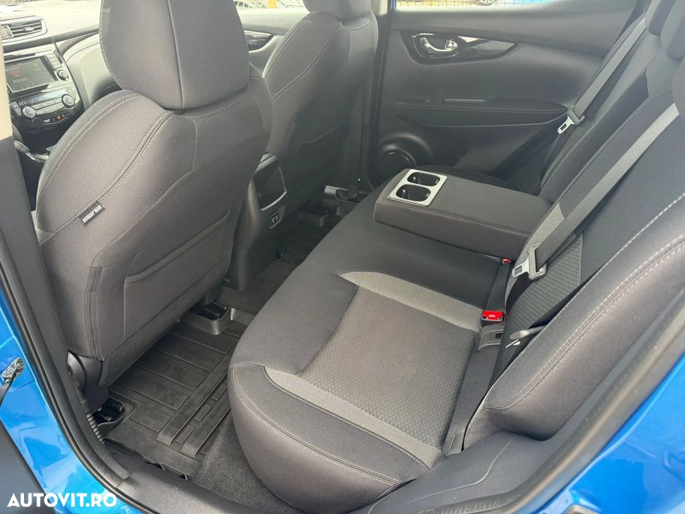 Nissan Qashqai 1.3 138CP 2WD N-Connecta - 22