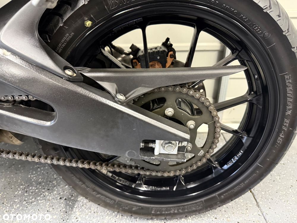 Yamaha MT - 13