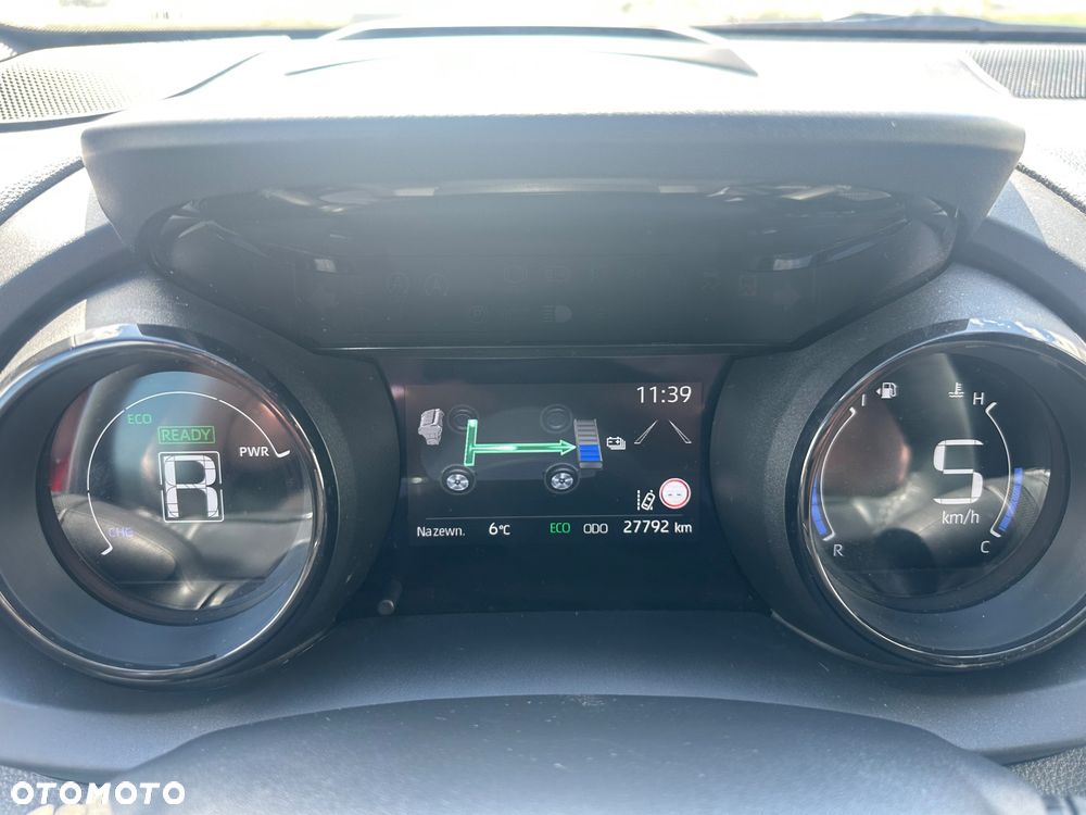 Toyota Yaris Hybrid 1.5 Selection Style - 17