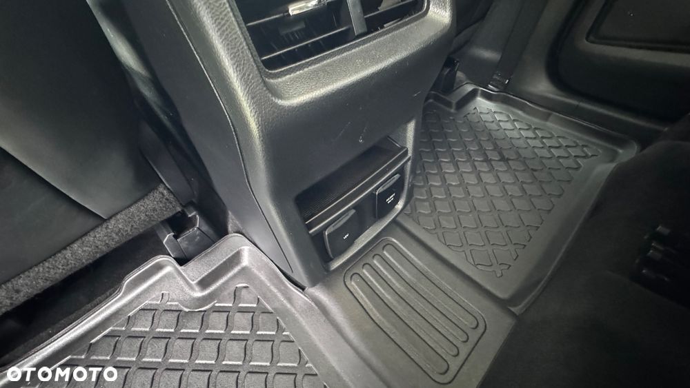 Ford S-Max 2.0 TDCi Bi-Turbo Vignale PowerShift - 32