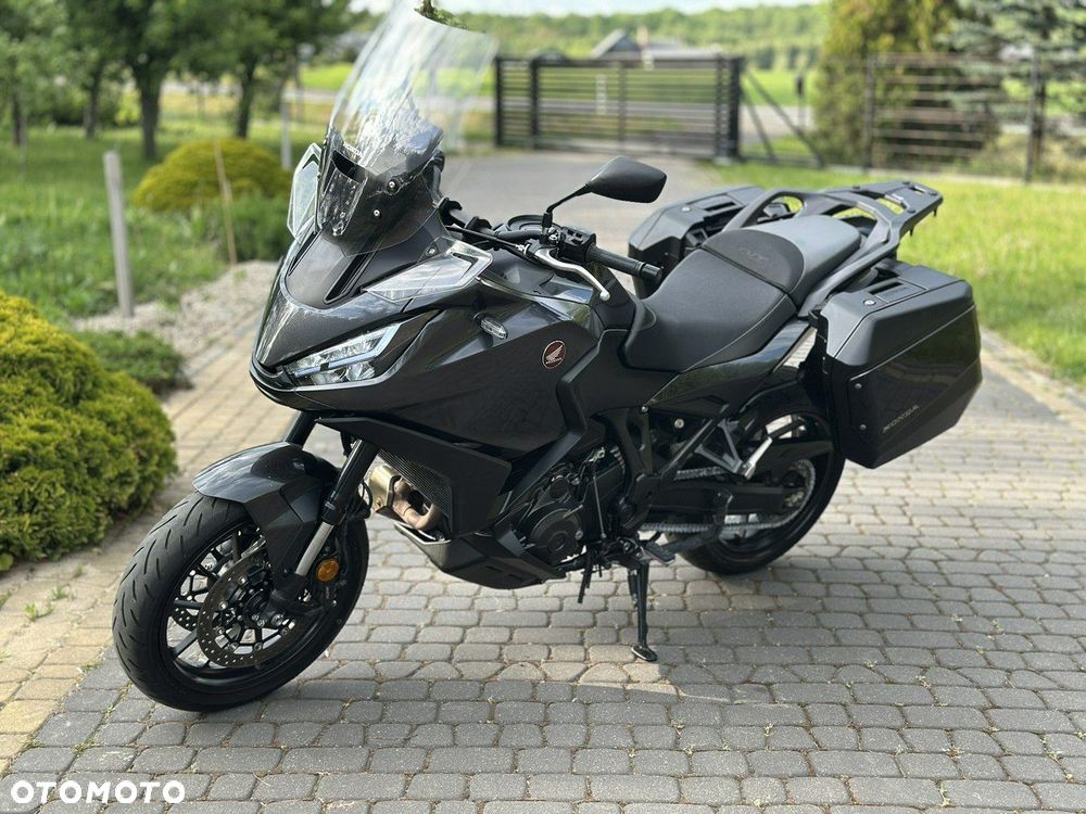 Honda NT - 8