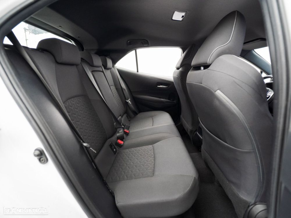 Toyota Corolla 1.8 Hybrid Comfort - 35