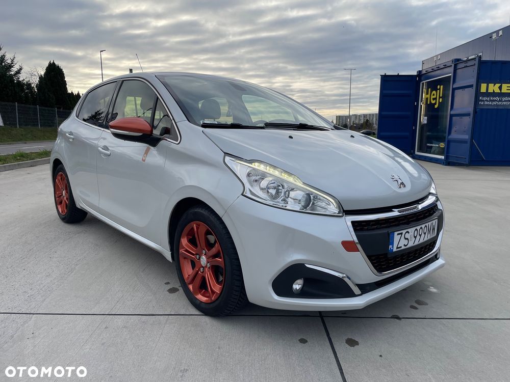 Peugeot 208 e-HDi 115 Stop&Start Allure - 8
