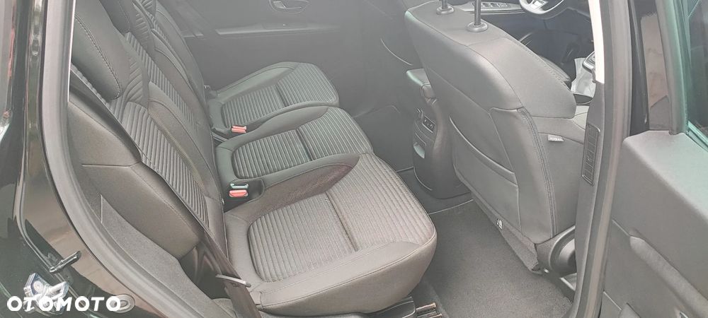 Renault Scenic - 17