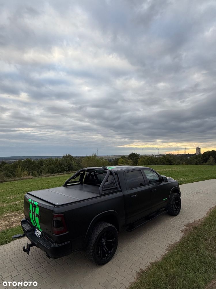 Dodge RAM 1500 5.7 4x4 - 11