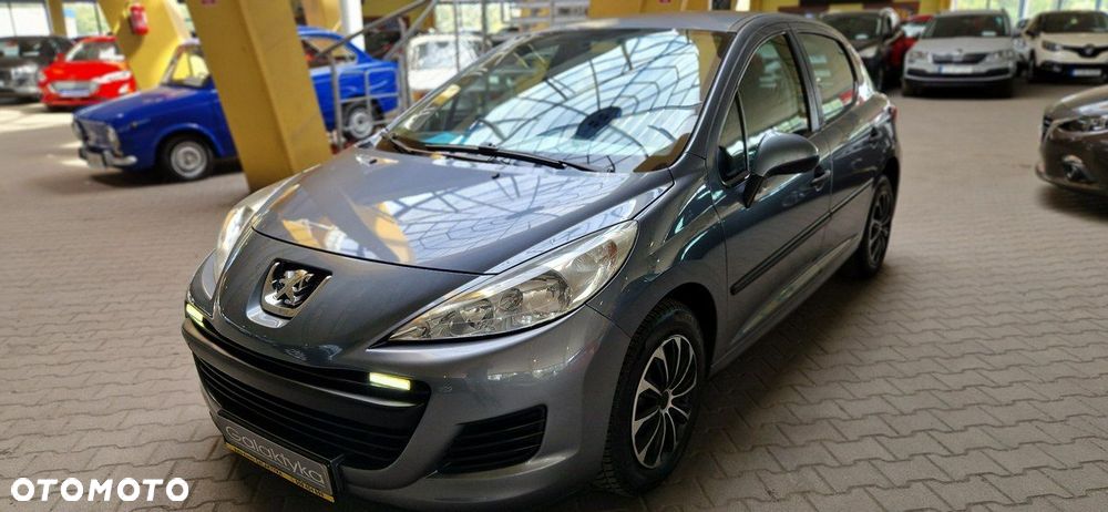 Peugeot 207 - 3