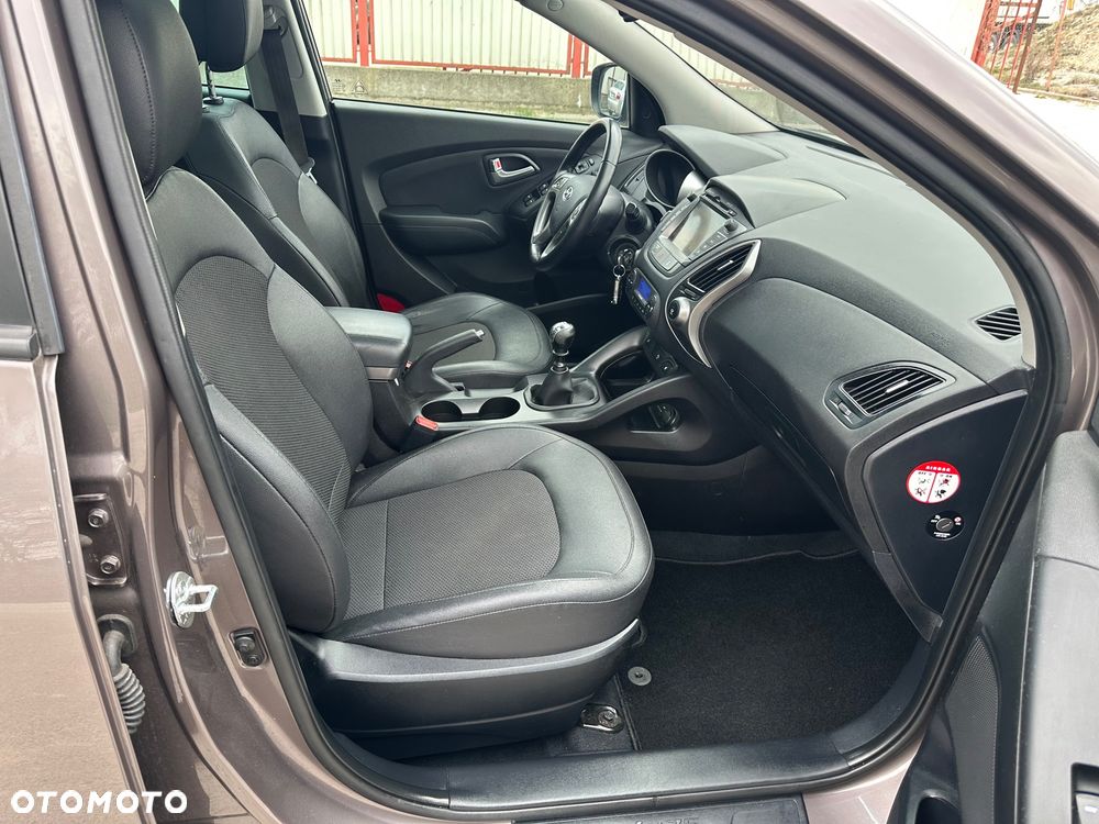 Hyundai ix35 - 22