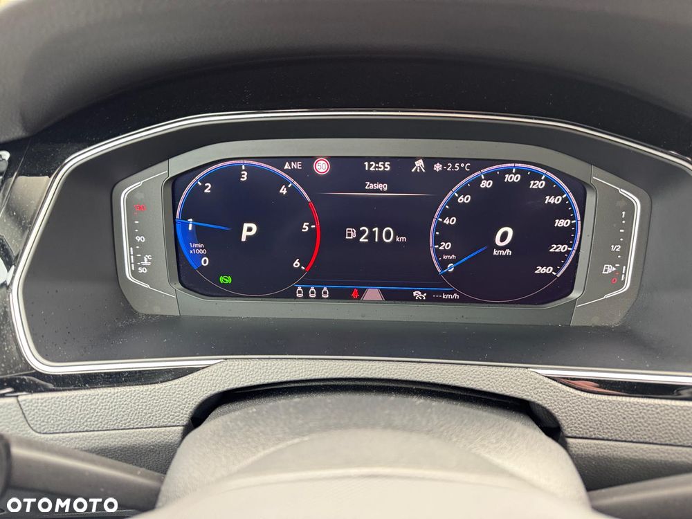 Volkswagen Passat Variant 2.0 TDI EVO Elegance DSG - 22