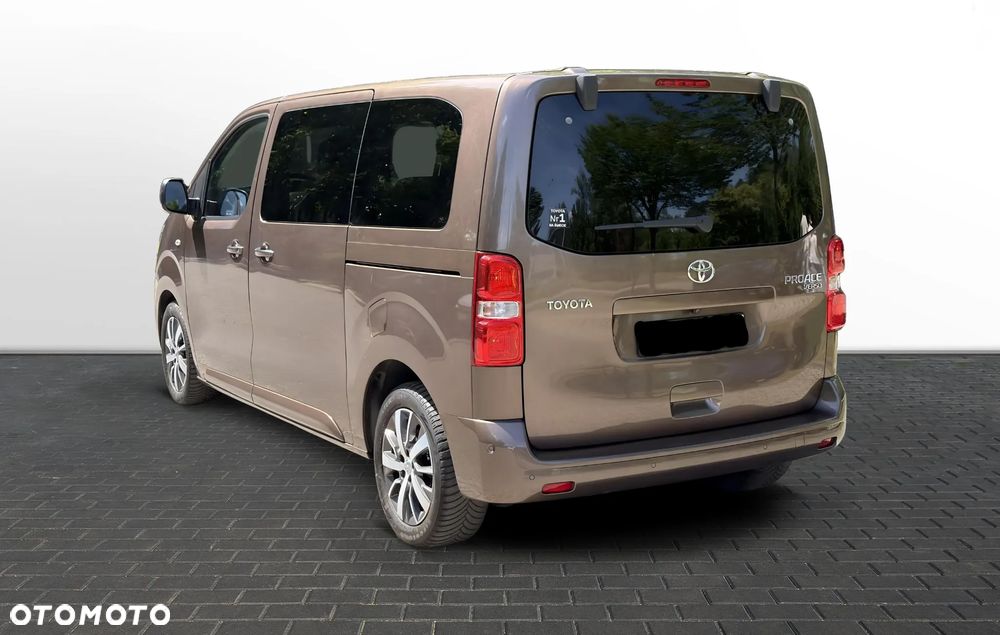 Toyota Proace Verso 2.0 D4-D Medium Family - 3