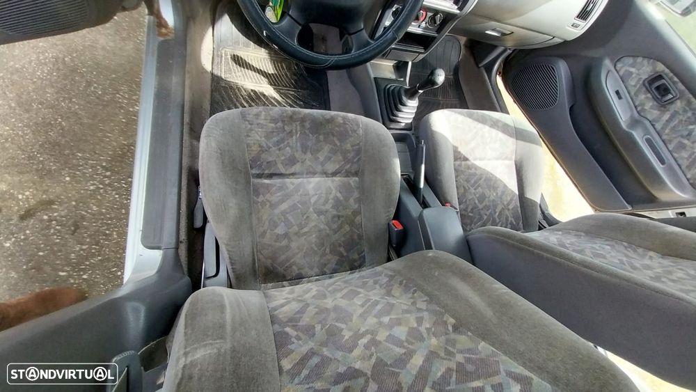 Nissan Almera 1.4 GX+AC - 14