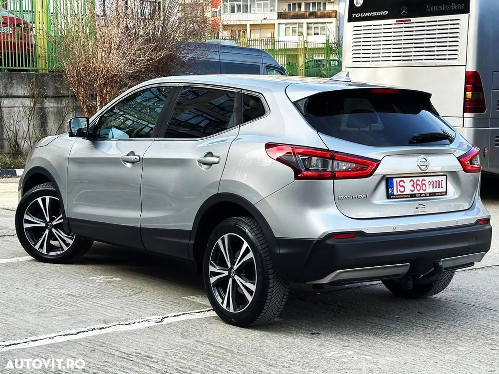 Nissan Qashqai 1.3 DIG-T N-CONNECTA - 4