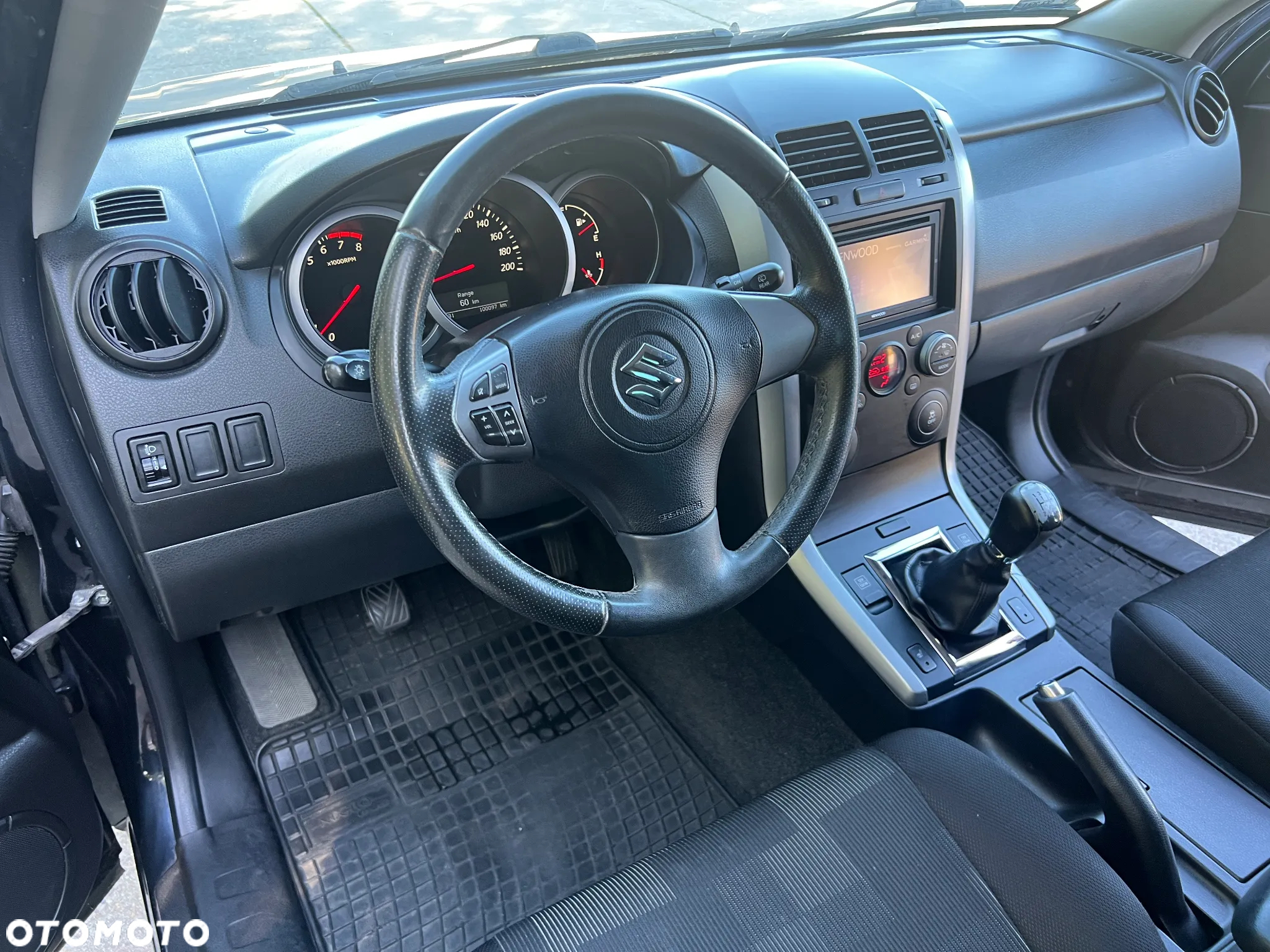 Suzuki Grand Vitara - 11