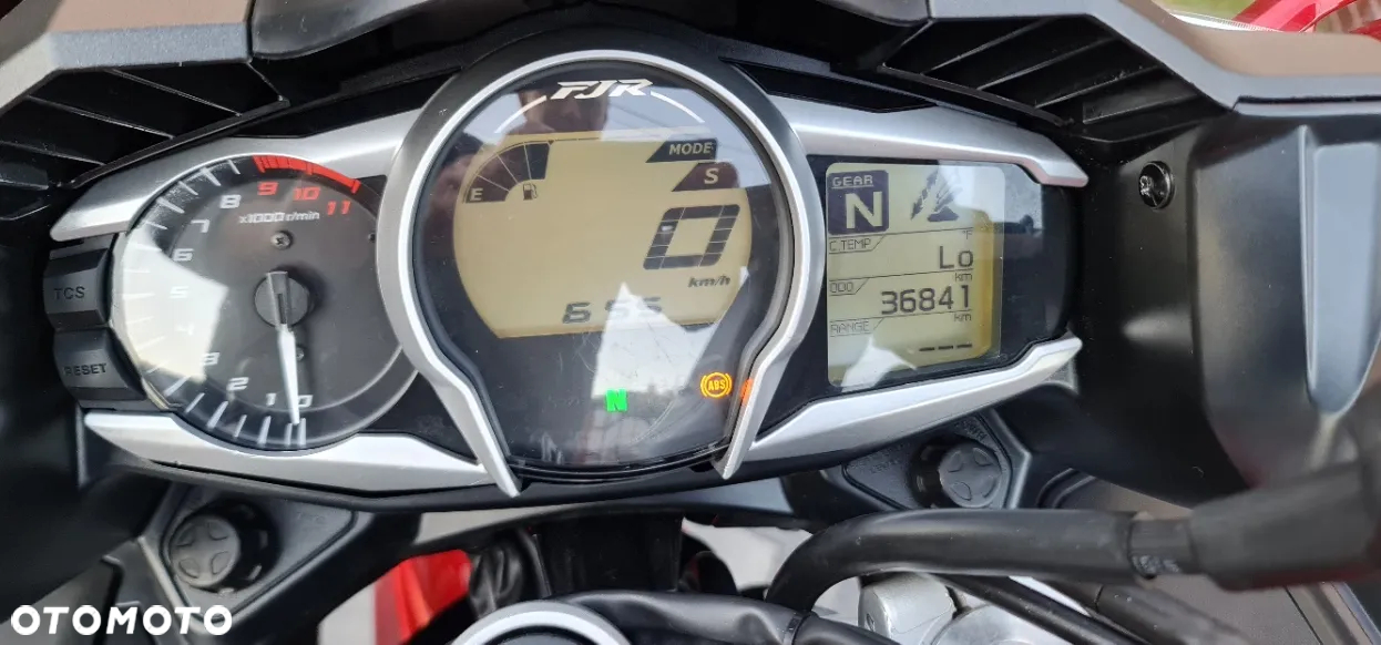 Yamaha FJR - 9