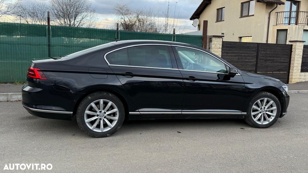 Volkswagen Passat 2.0 TDI DSG Highline - 10