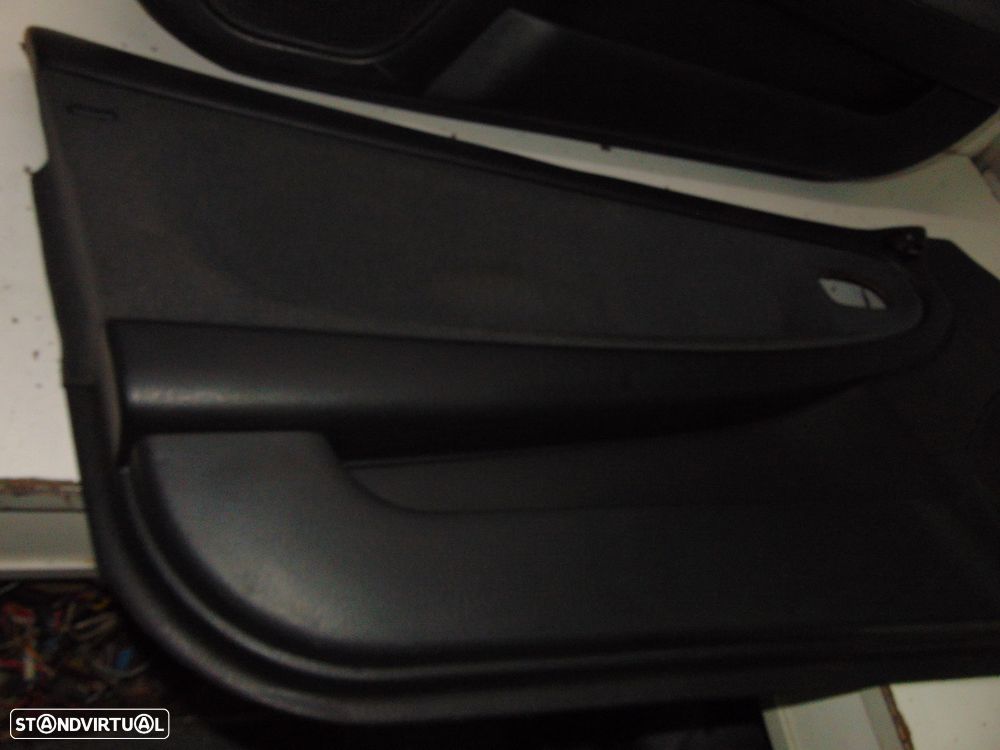 Mazda mx 3 quartelas das portas - 5