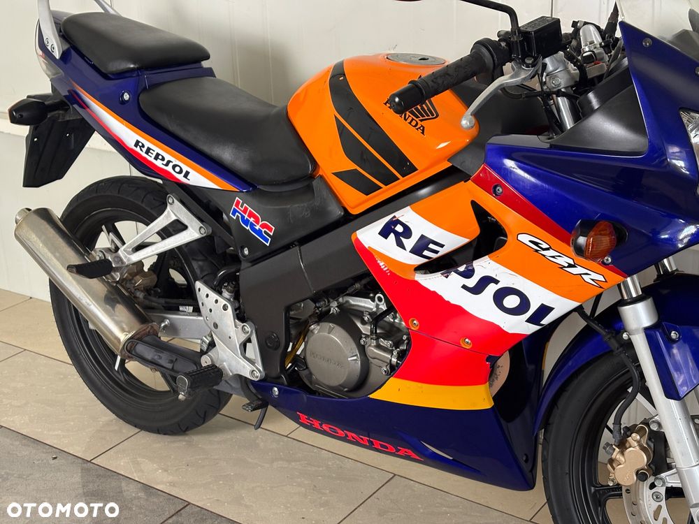 Honda CBR - 8