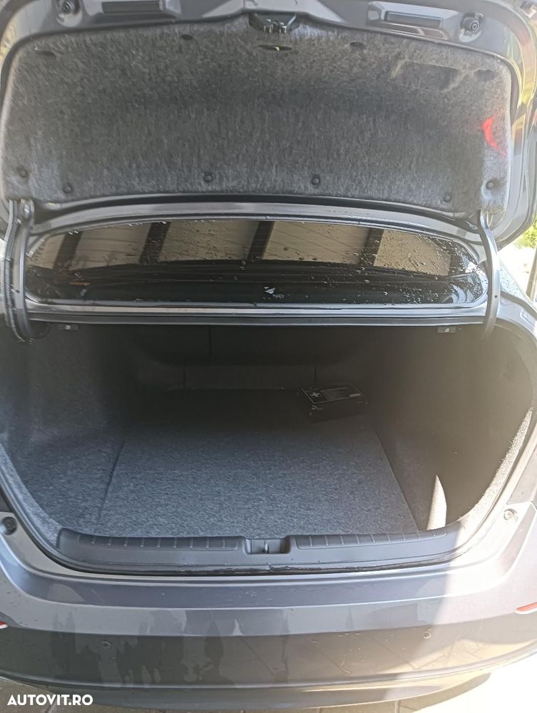 Honda Accord - 13