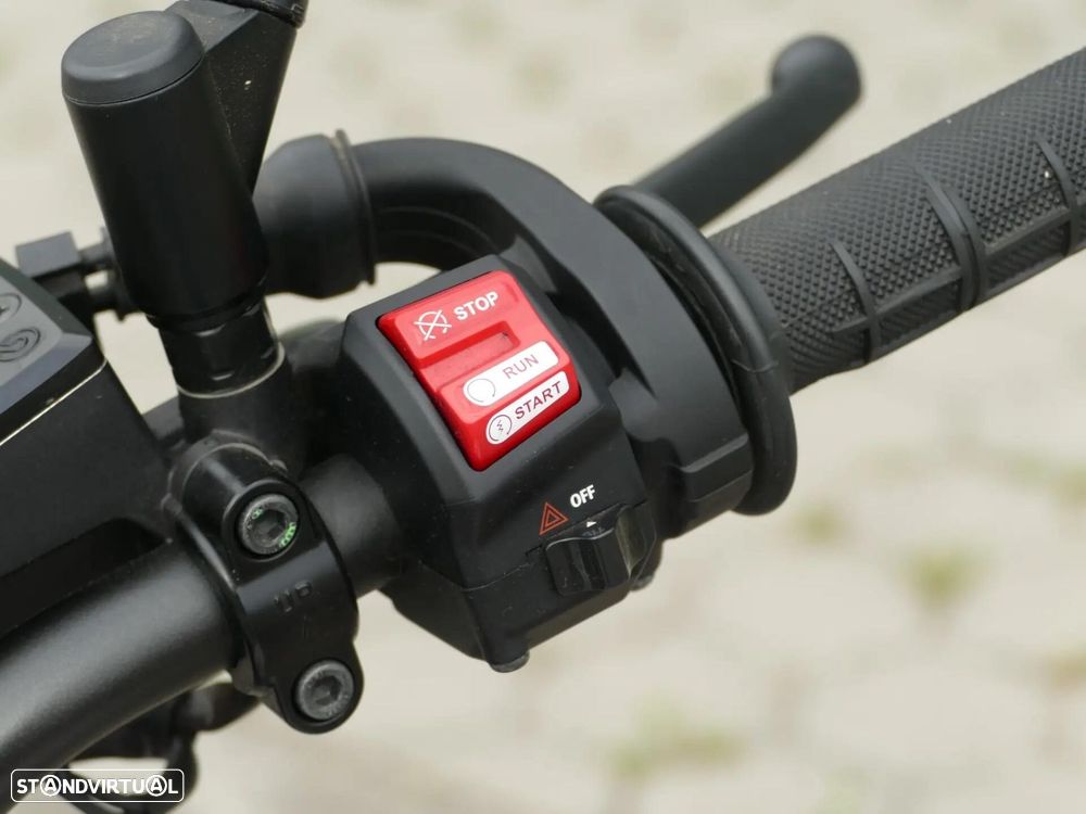 Yamaha XSR - 14
