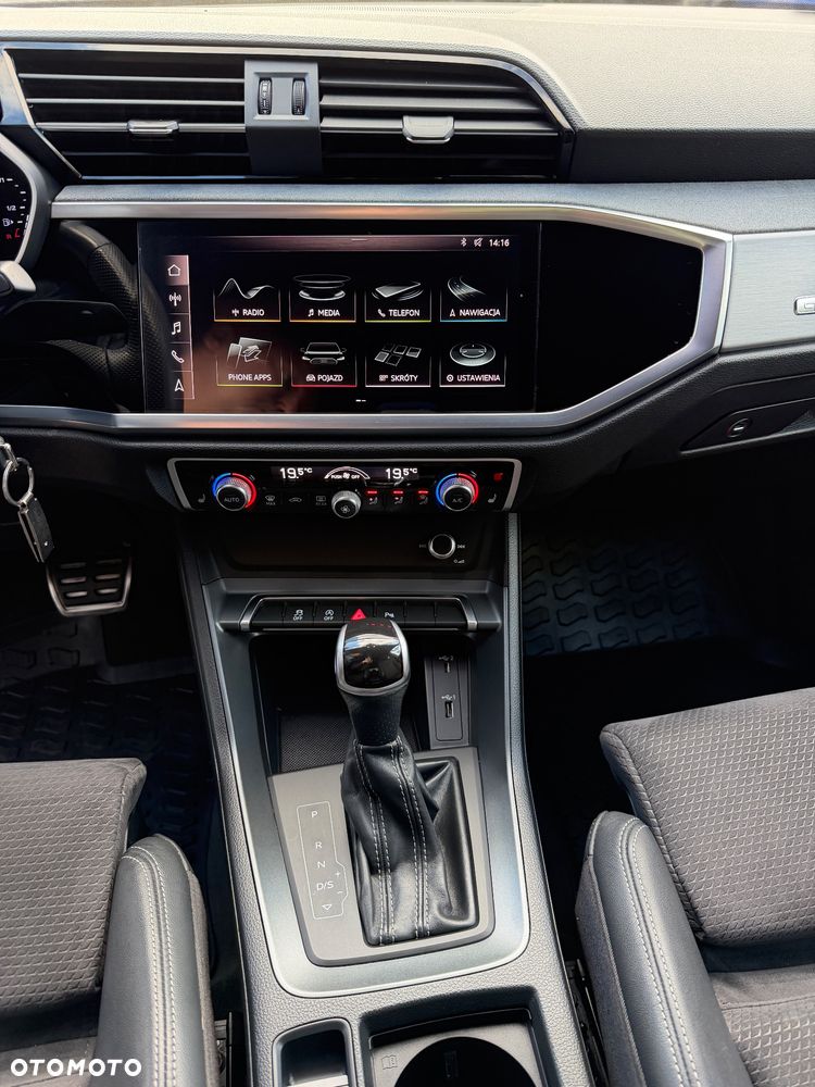 Audi Q3 40 TDI Quattro S Line S tronic - 12