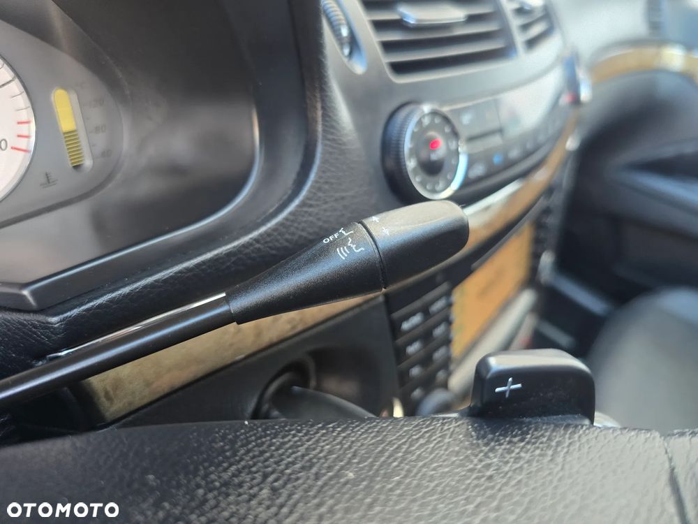 Mercedes-Benz Klasa E 320 CDI 7G-TRONIC Avantgarde DPF - 30