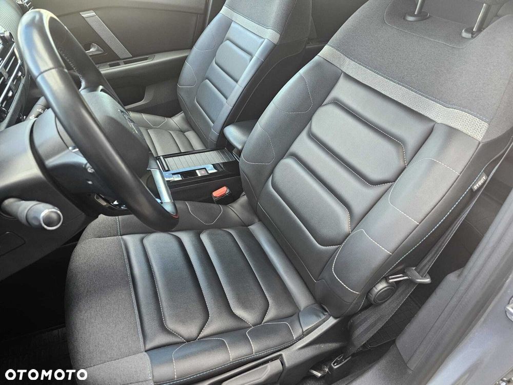 Citroën C4 1.2 PureTech Shine S&S - 11