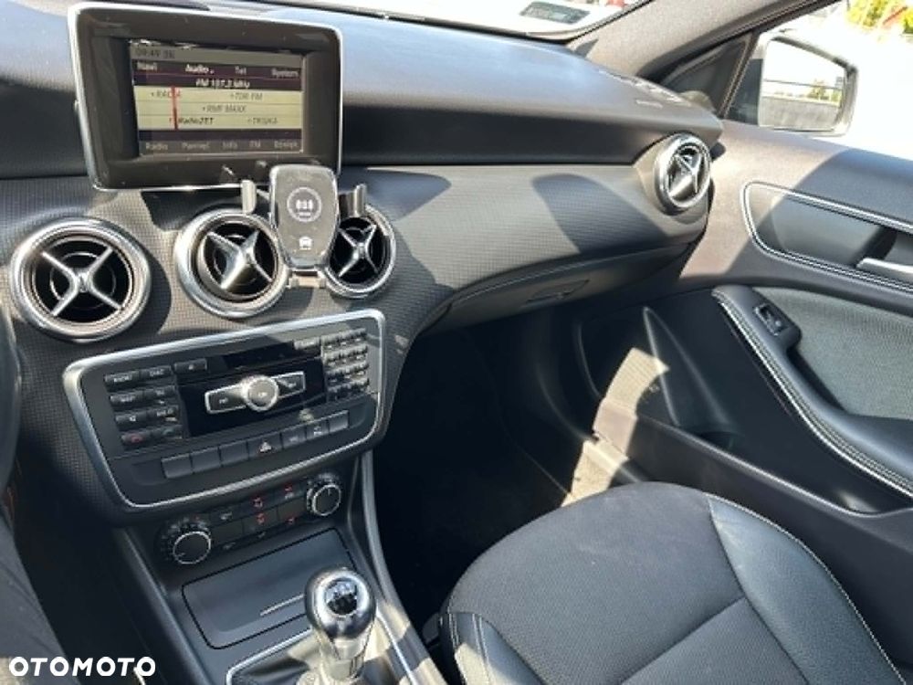 Mercedes-Benz Klasa A 200 CDI - 20