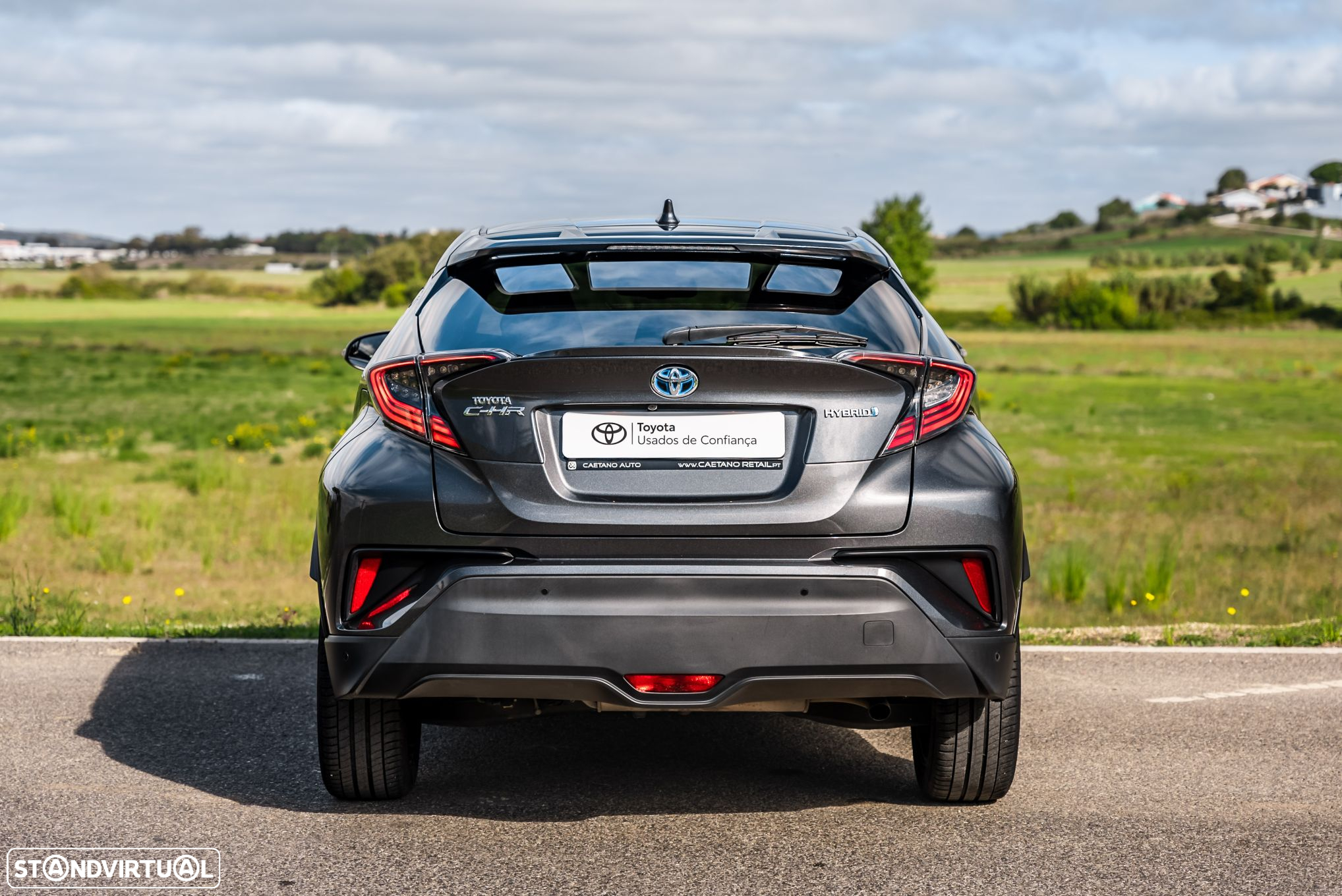 Toyota C-HR 1.8 HSD Exclusive+P.Luxury - 4