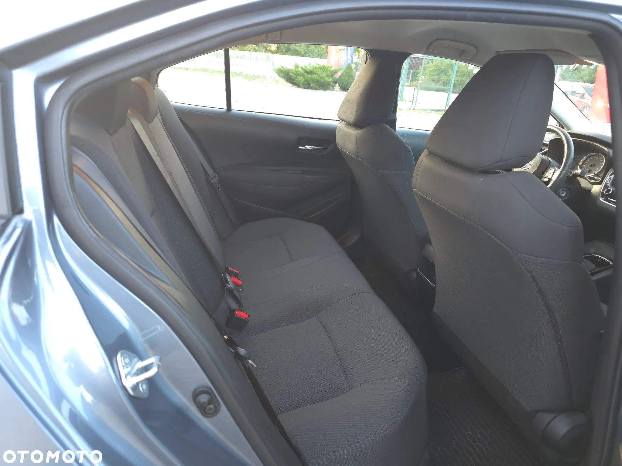 Toyota Corolla 1.6 Active - 13