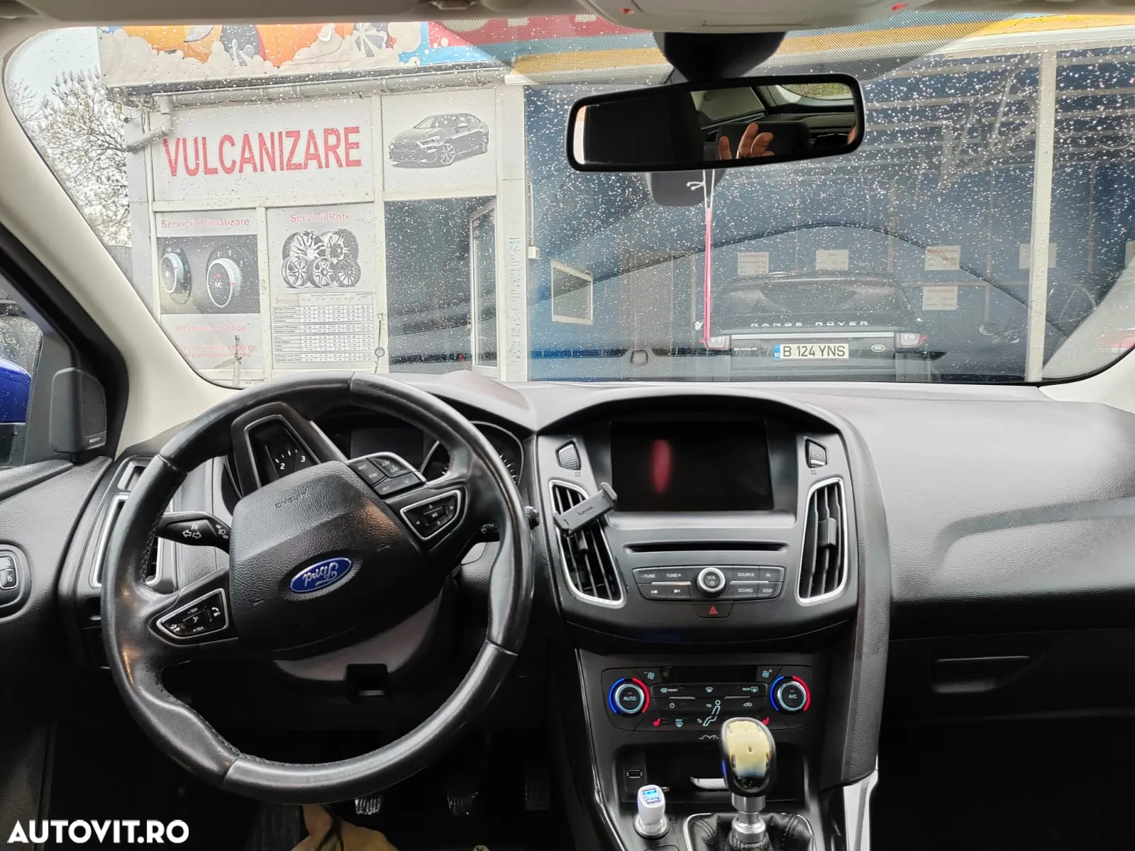 Ford Focus 1.6 TDCI DPF Titanium - 11