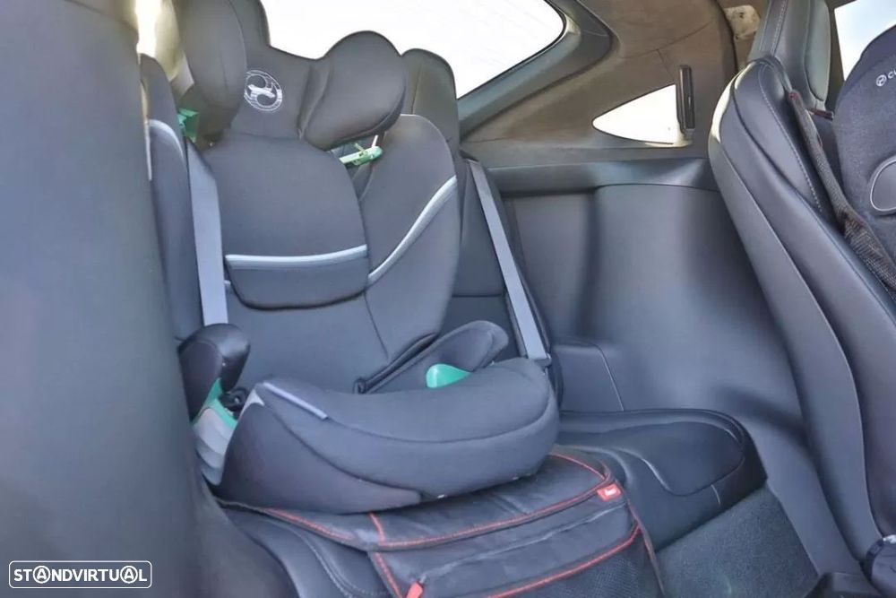 Tesla Model X - 14