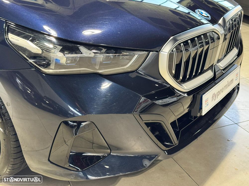 BMW i5 eDrive40 Edição Desportiva M - 5