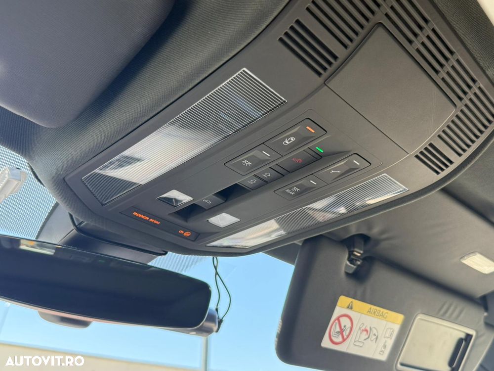 Volkswagen Touareg - 11