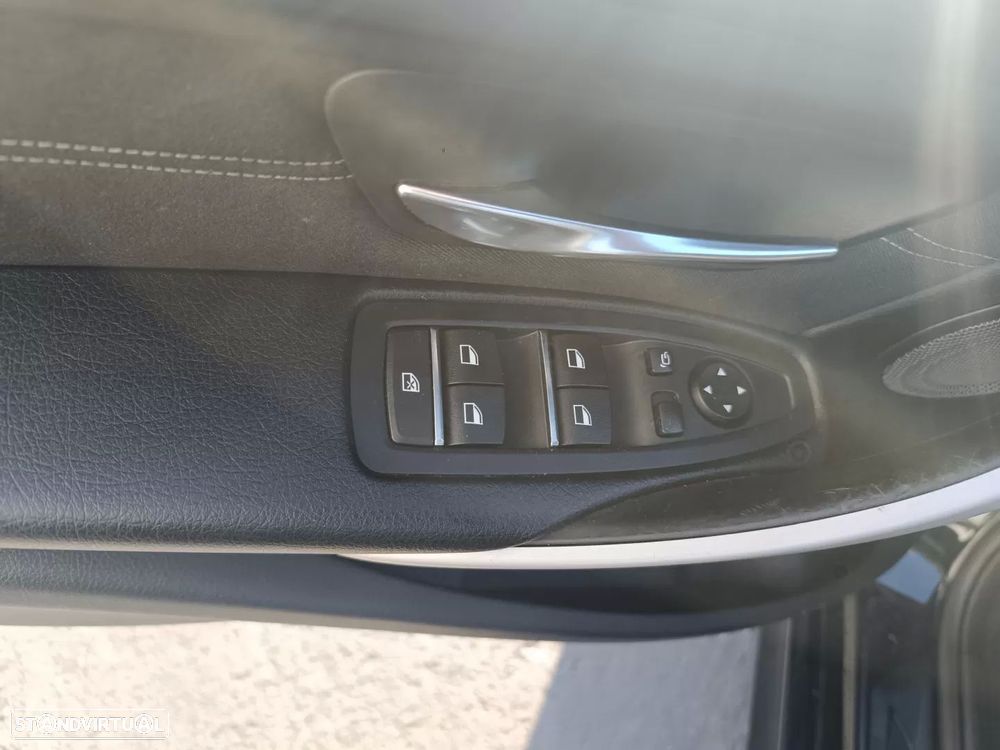 BMW 320 d Edition Luxury Line Purity - 15