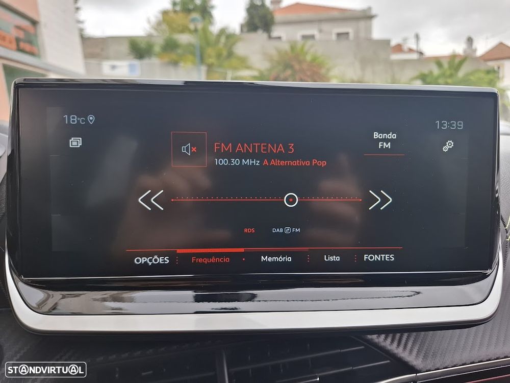 Peugeot 2008 1.2 PureTech GT Line - 14