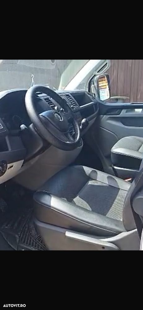 Volkswagen Transporter - 11