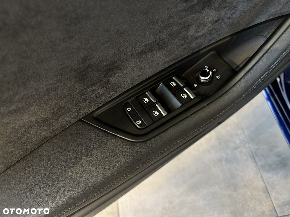 Audi A4 Limousine - 17