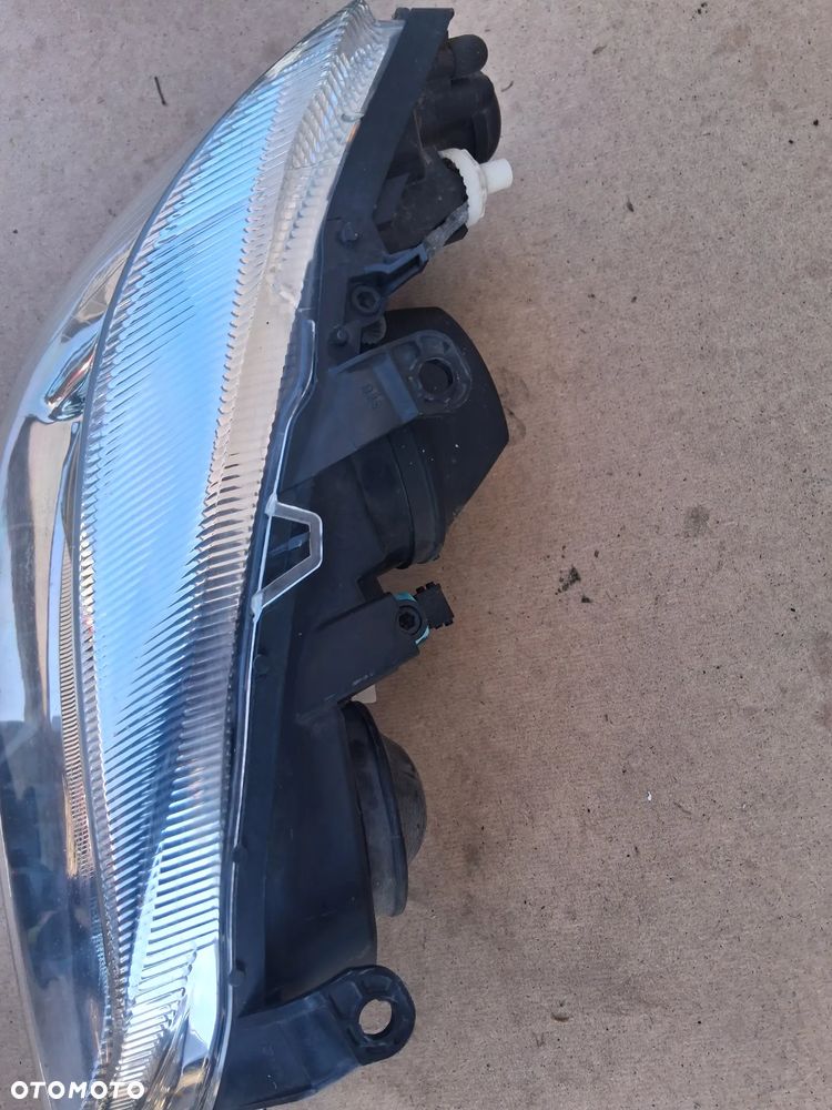 Lampa przednia prawa Opel Astra G Xenon oryginał - 2