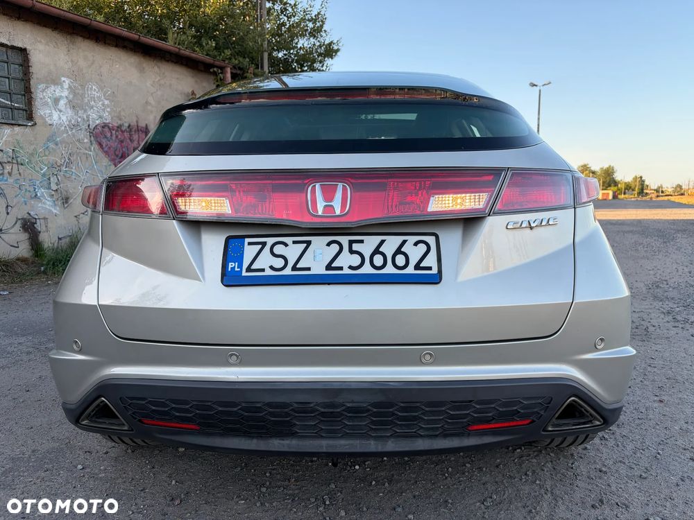 Honda Civic 1.8 Executive - 13